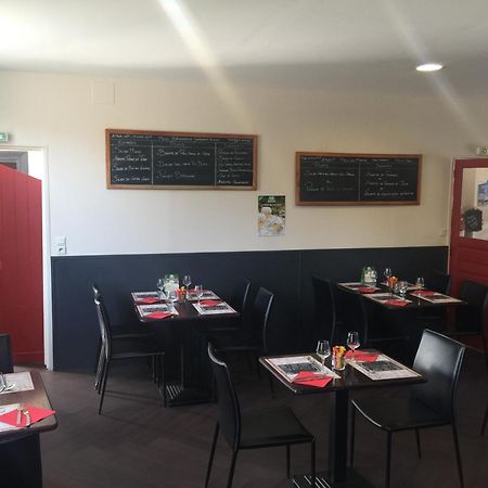 Au Pere Tranquille Hotel Tinchebray-Bocage Eksteriør billede