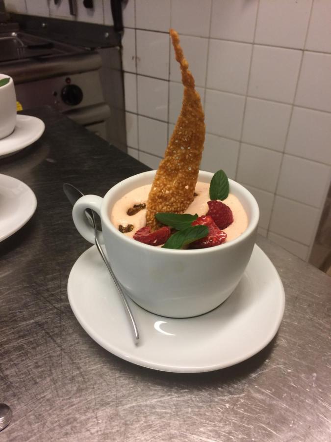 Au Pere Tranquille Hotel Tinchebray-Bocage Eksteriør billede