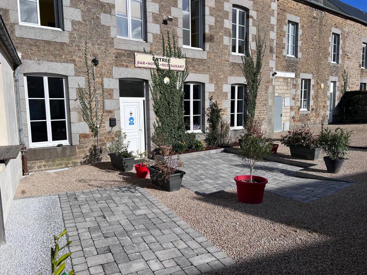 Au Pere Tranquille Hotel Tinchebray-Bocage Eksteriør billede