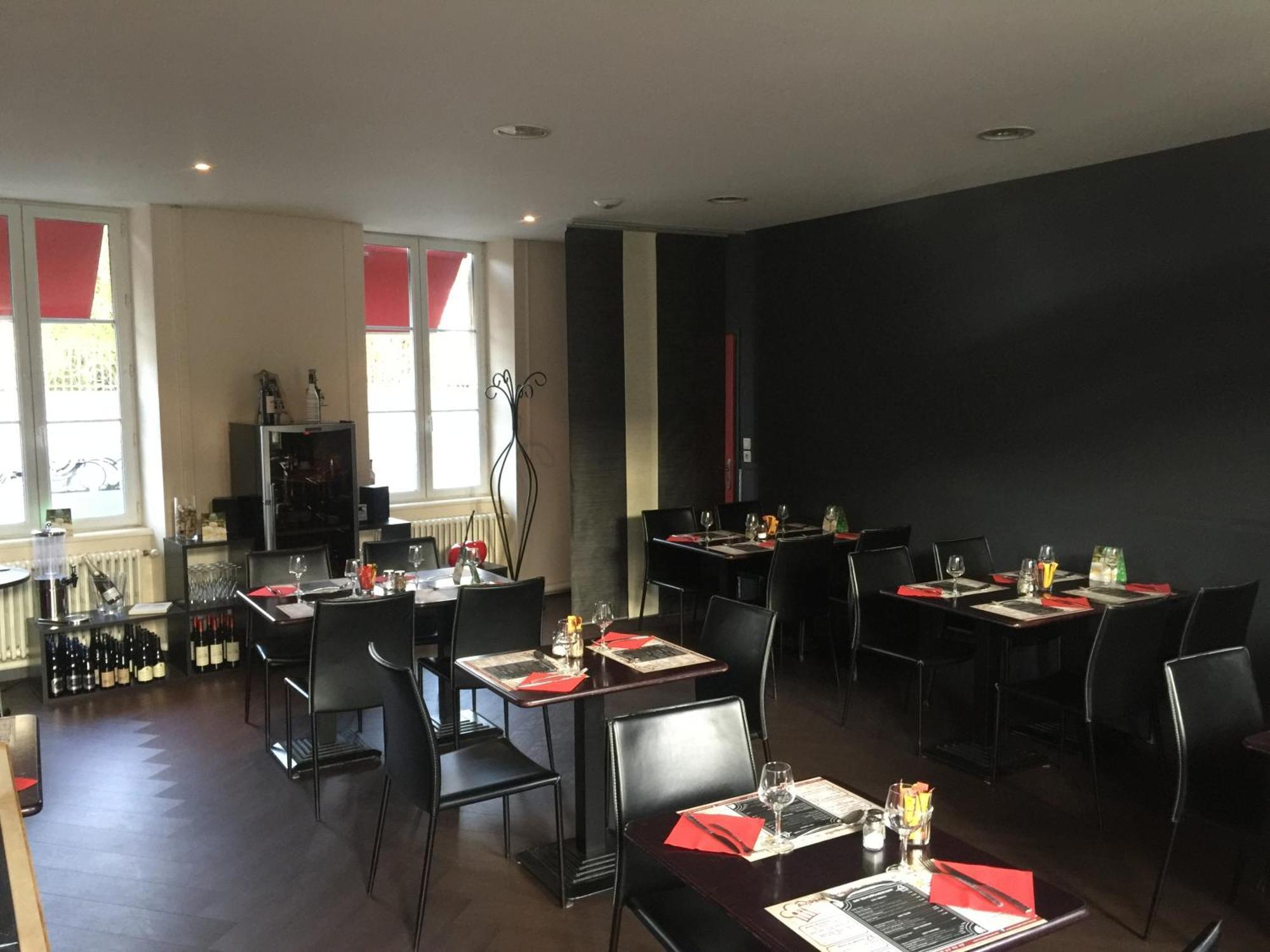 Au Pere Tranquille Hotel Tinchebray-Bocage Eksteriør billede
